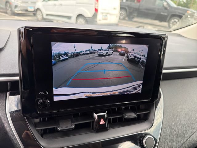 Used 2024 Toyota Corolla LE FWD image 19