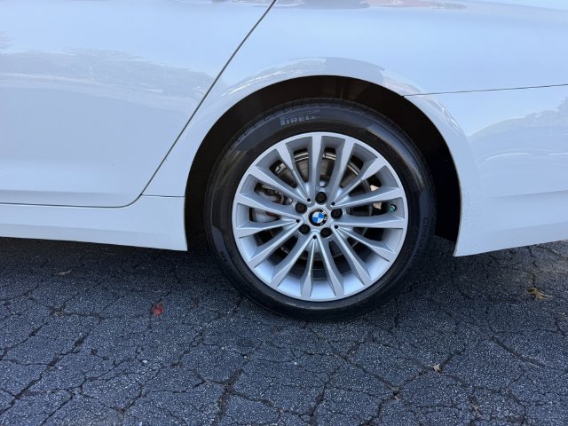 Used 2021 BMW 530i xDrive w/ Convenience Package AWD/4WD image 47