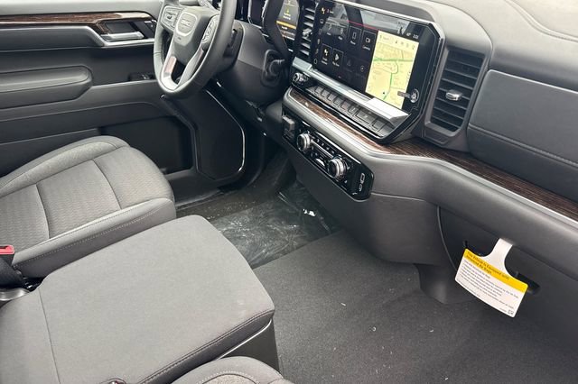 New 2026 GMC Sierra 1500 SLE w/ Preferred Package image 17