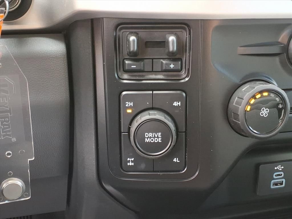 New 2026 Ford F350 XL w/ STX Appearance Package AWD/4WD image 25