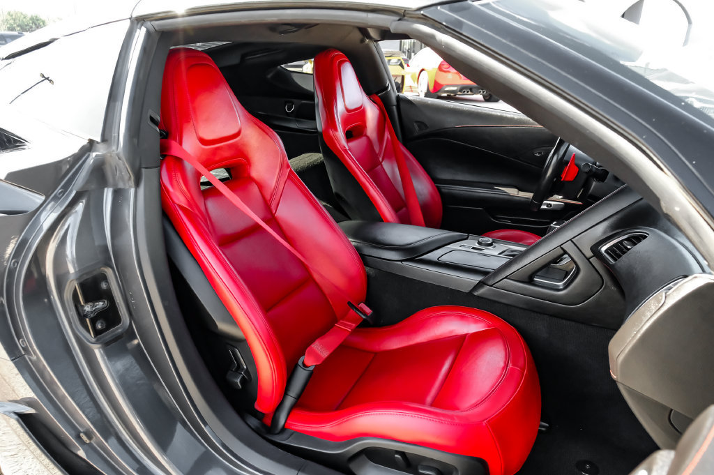 Used 2018 Chevrolet Corvette Z06 RWD image 28