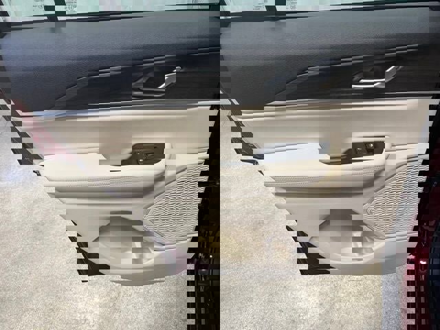 New 2025 Jeep Grand Cherokee Limited w/ Trailer Tow Package image 27