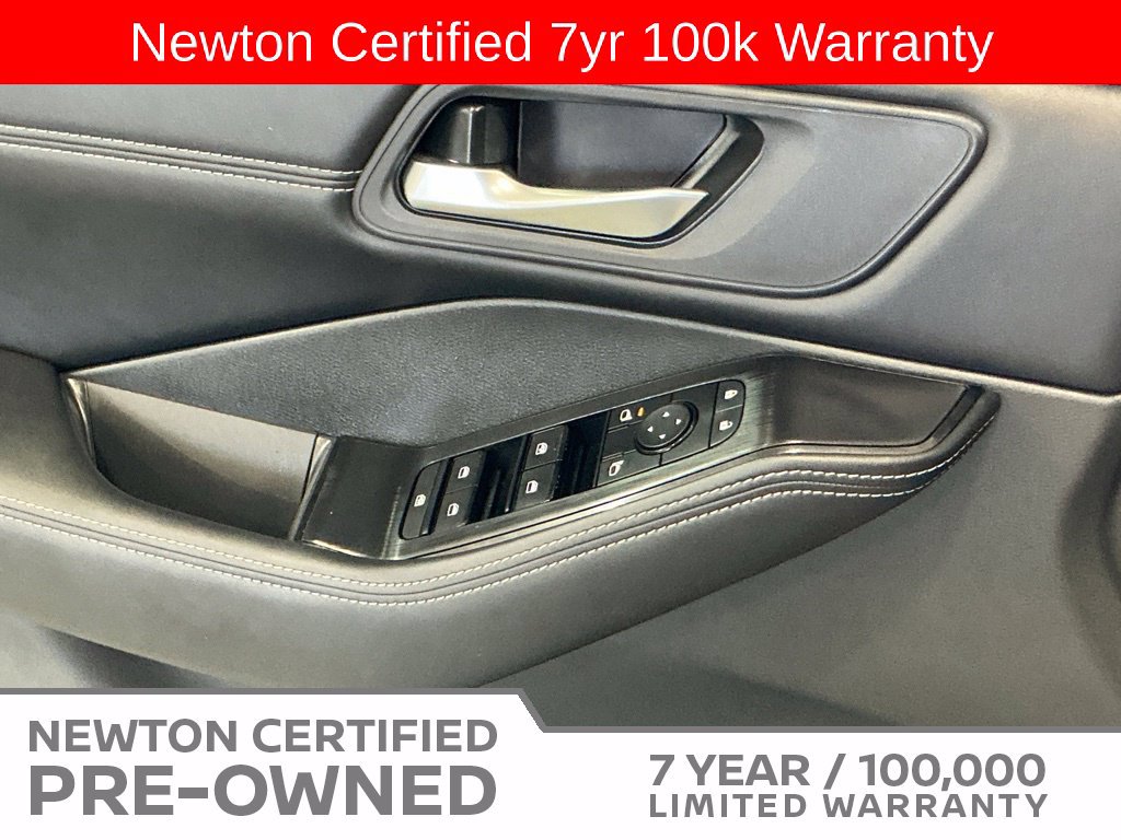 Used 2023 Nissan Rogue SV w/ SV Premium B Package FWD image 38