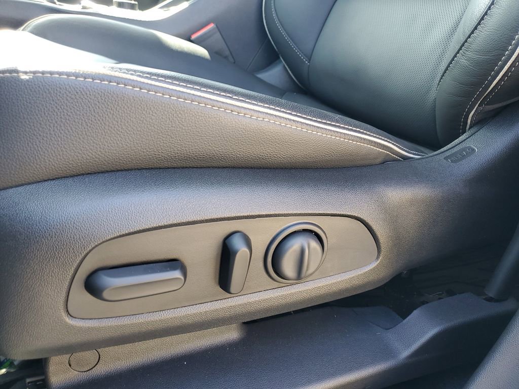 Used 2020 GMC Terrain Denali w/ Denali Premium Package image 25