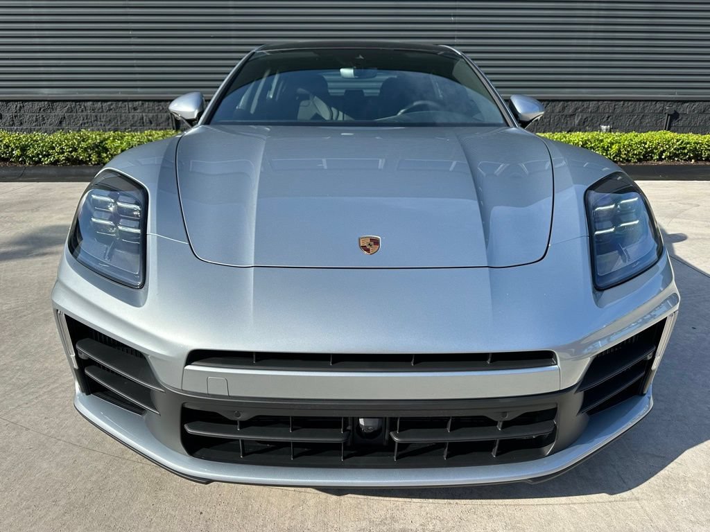 Certified 2026 Porsche Panamera RWD image 8