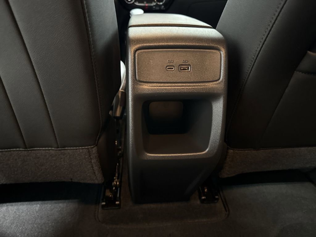 Used 2024 Chevrolet Trax RS w/ Driver Confidence Package image 22