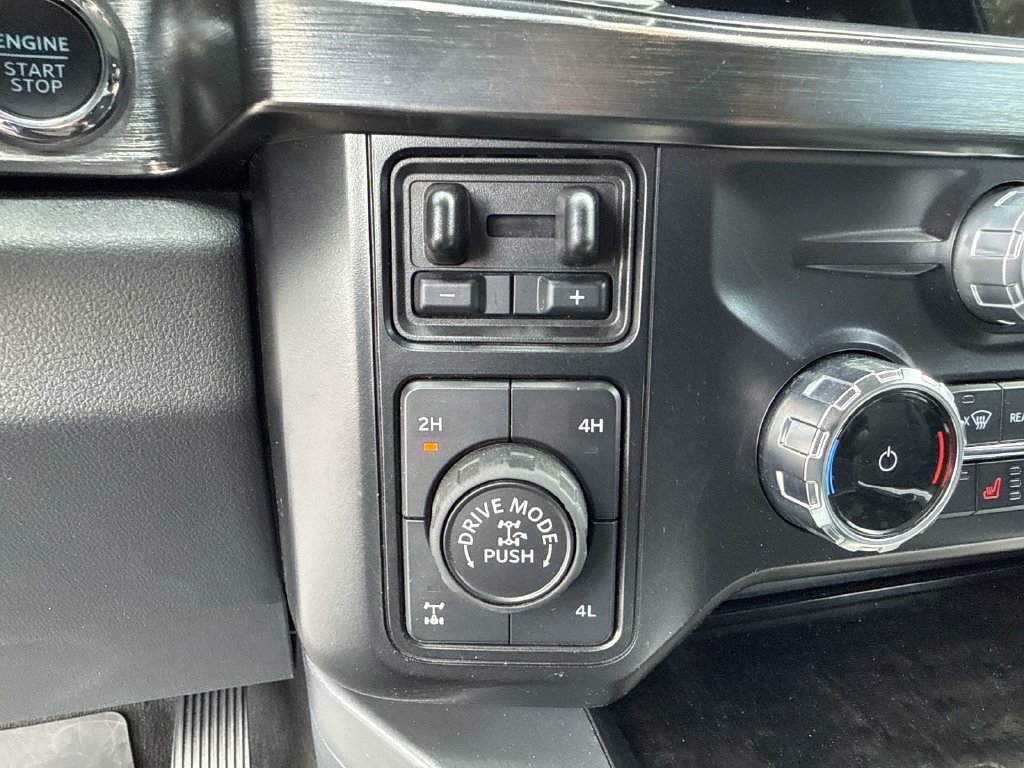 Used 2024 Ford F350 Lariat w/ Tremor Off-Road Package AWD/4WD image 29