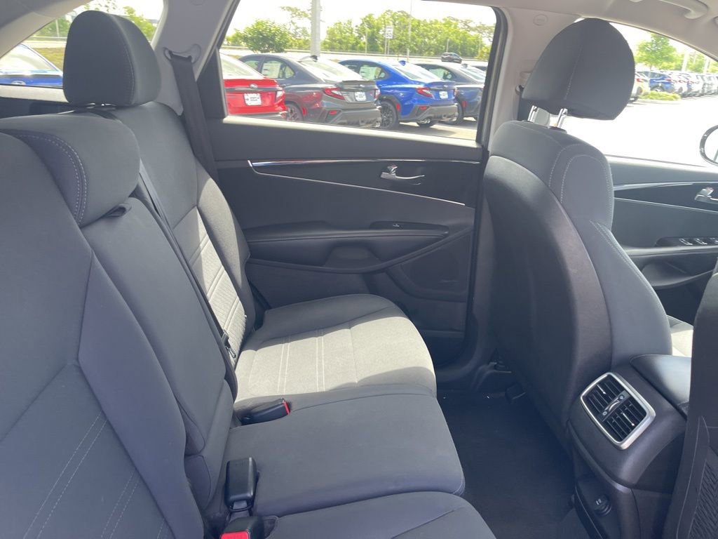Used 2018 Kia Sorento L image 29
