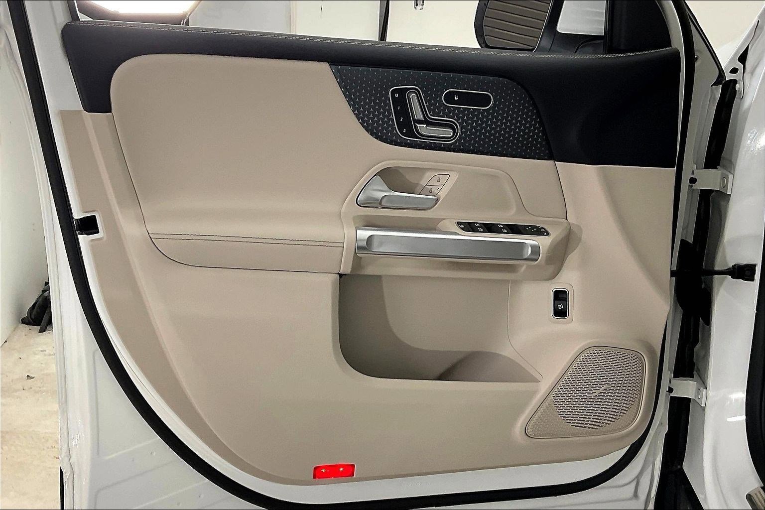 Certified 2026 Mercedes-Benz GLB 250 4MATIC image 20