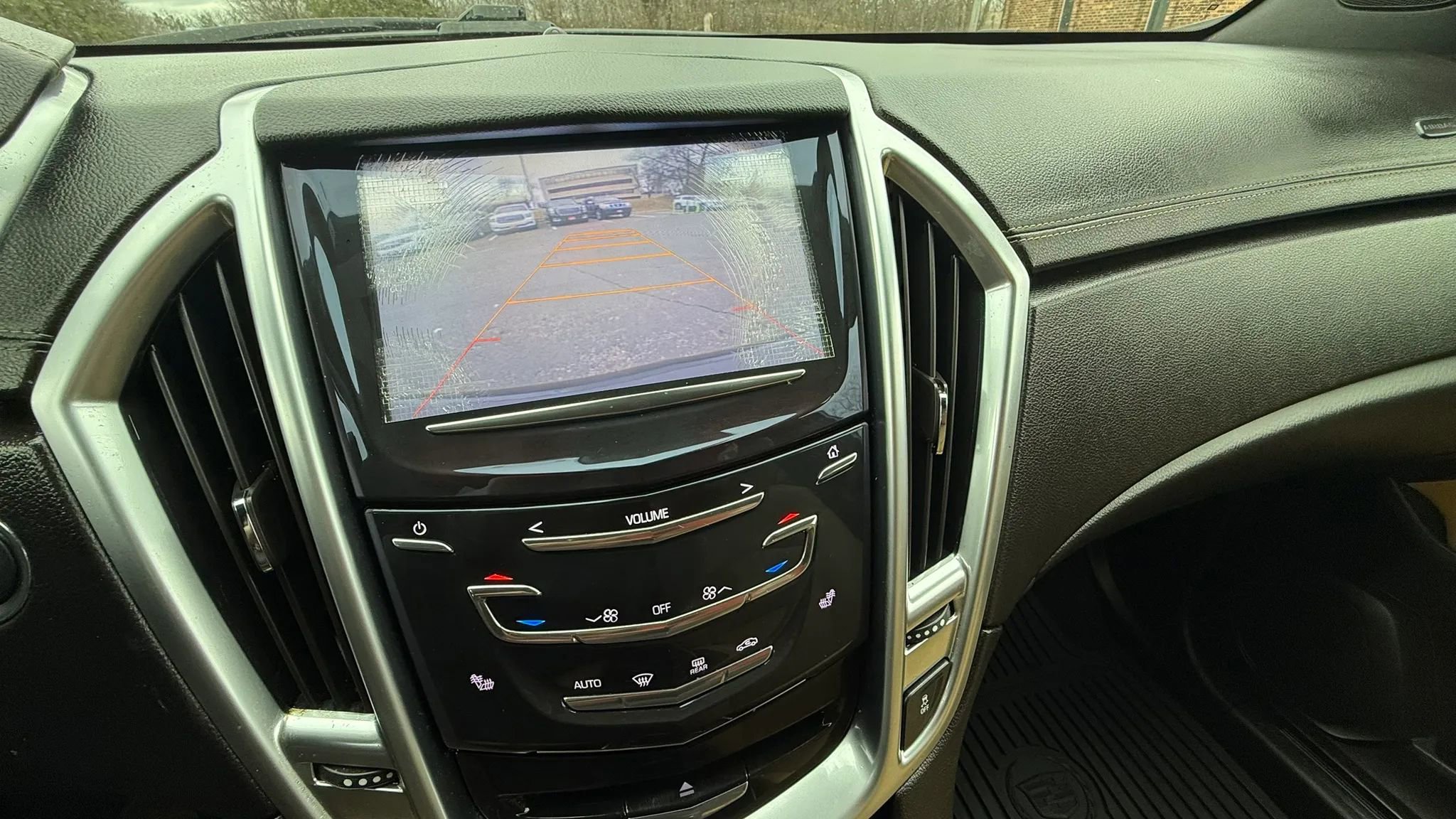 Used 2015 Cadillac SRX Luxury w/ Driver Awareness Package image 24