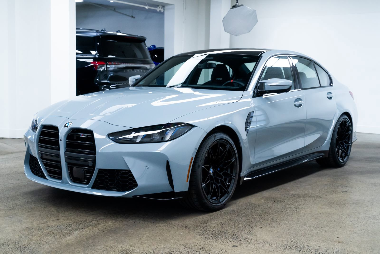 Used 2025 BMW M3 Competition image 3