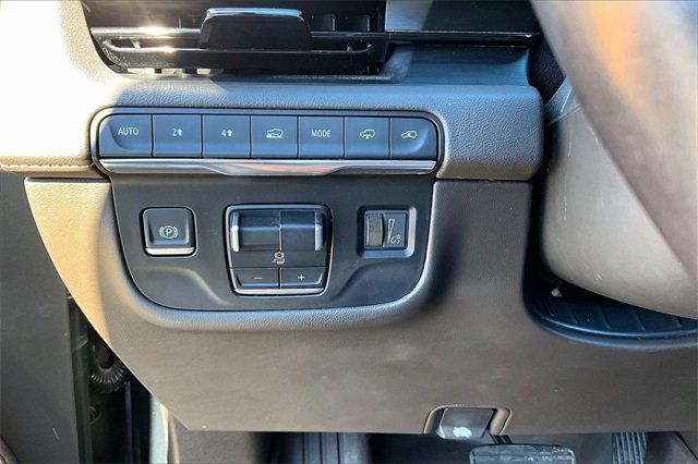 Used 2022 Cadillac Escalade ESV Sport w/ Touring Package image 15