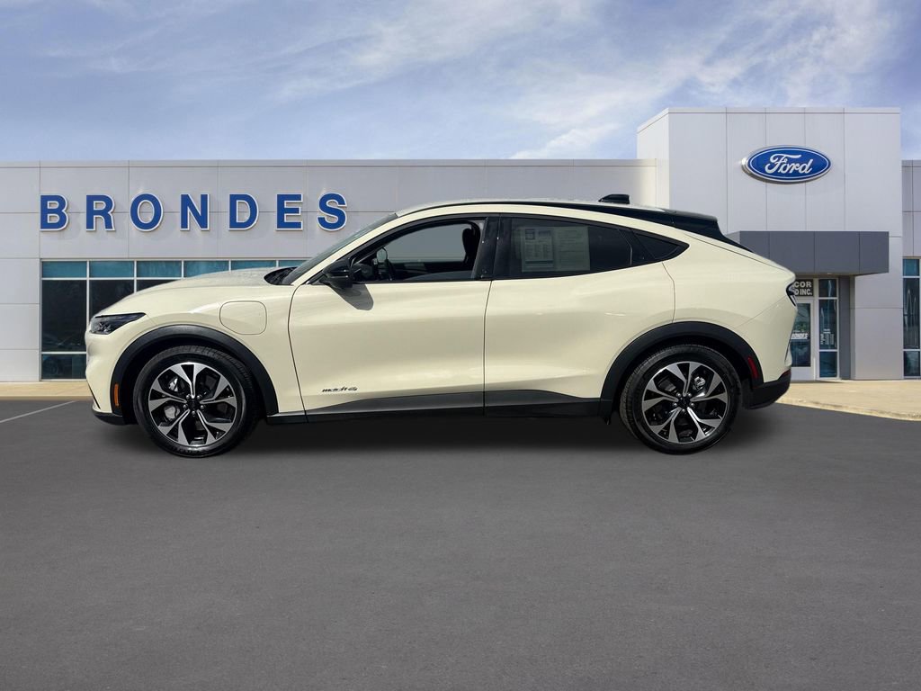 Used 2025 Ford Mustang Mach-E Select image 1