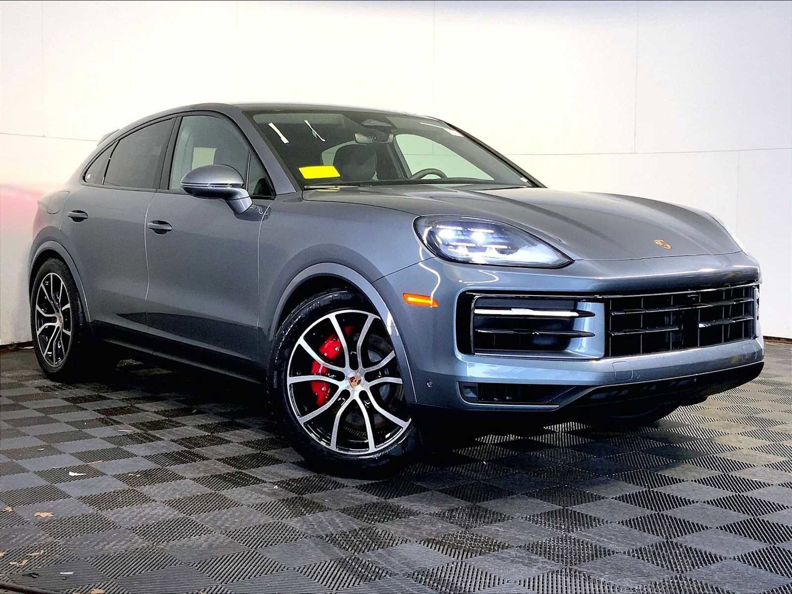 New 2026 Porsche Cayenne S image 9