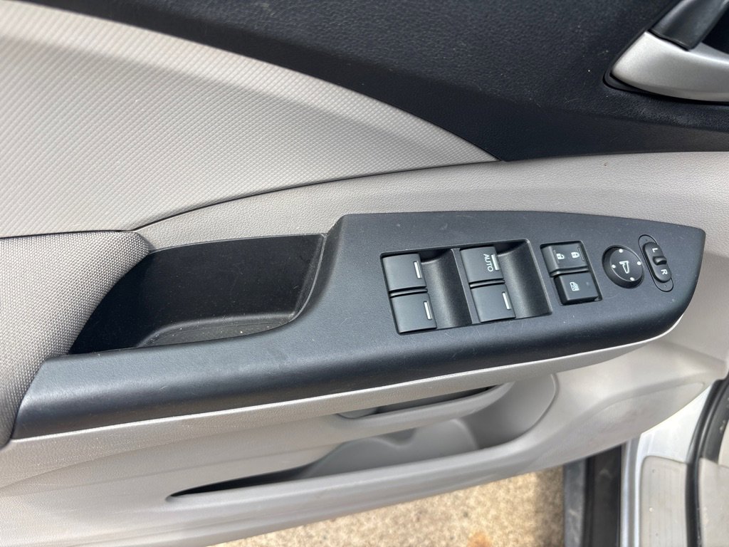 Used 2014 Honda CR-V LX image 16