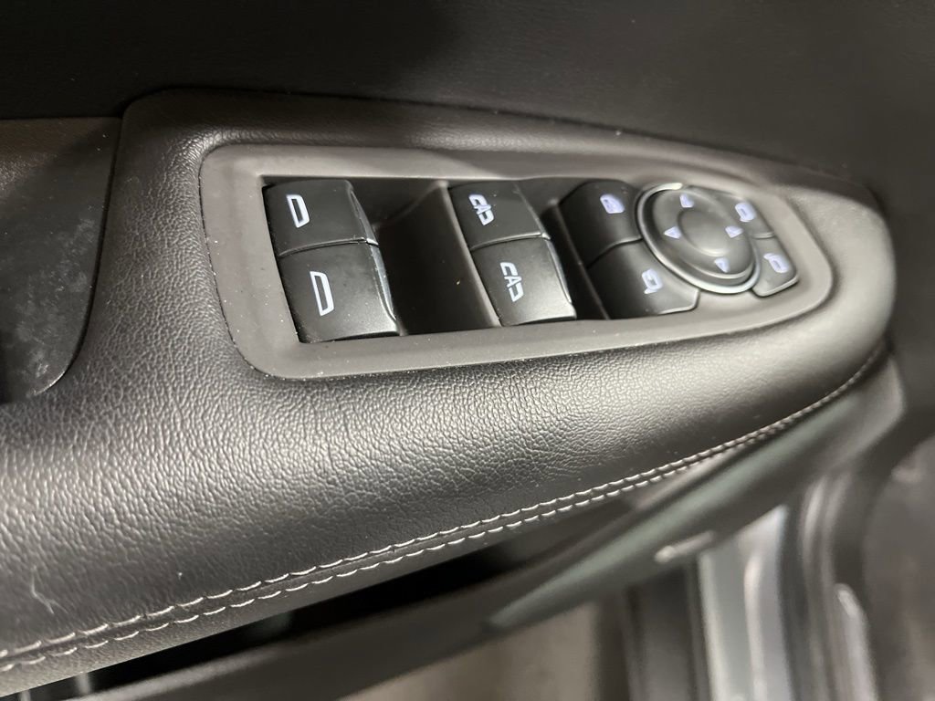 Used 2022 Cadillac XT5 Premium Luxury w/ Technology Package image 15