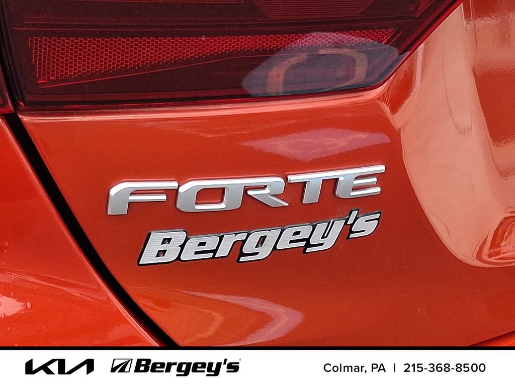 Certified 2023 Kia Forte LXS FWD image 31