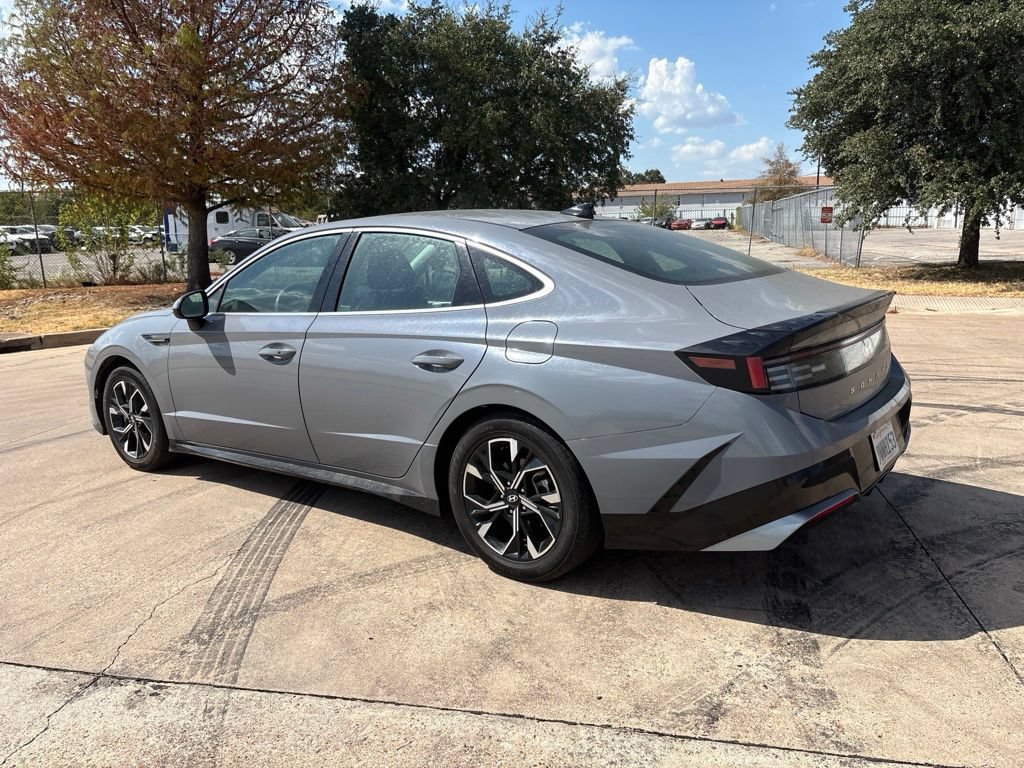 Used 2024 Hyundai Sonata SEL FWD image 4