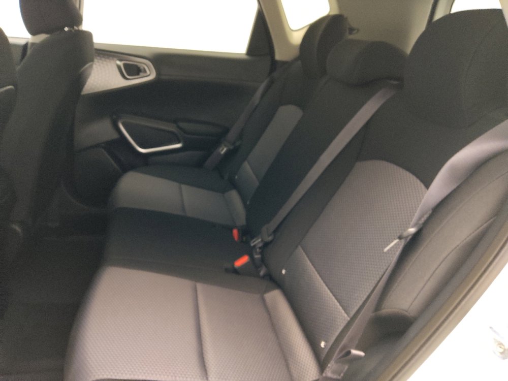 Used 2022 Kia Soul LX w/ Technology Package image 18
