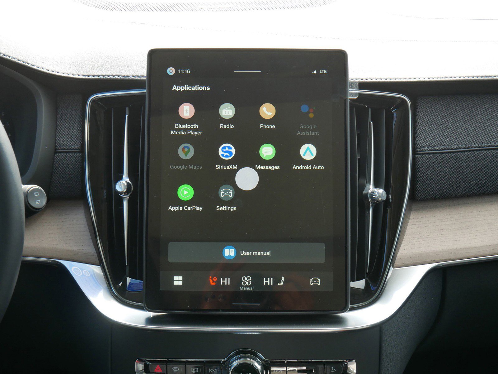 New 2026 Volvo XC90 B6 Plus image 8