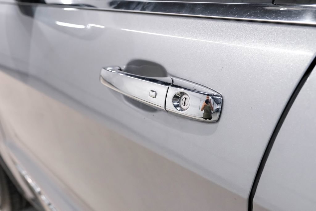 Used 2021 Jeep Grand Cherokee Limited AWD/4WD image 46