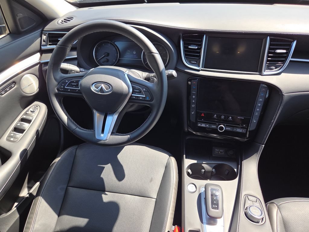 Used 2025 INFINITI QX50 Luxe AWD/4WD image 38