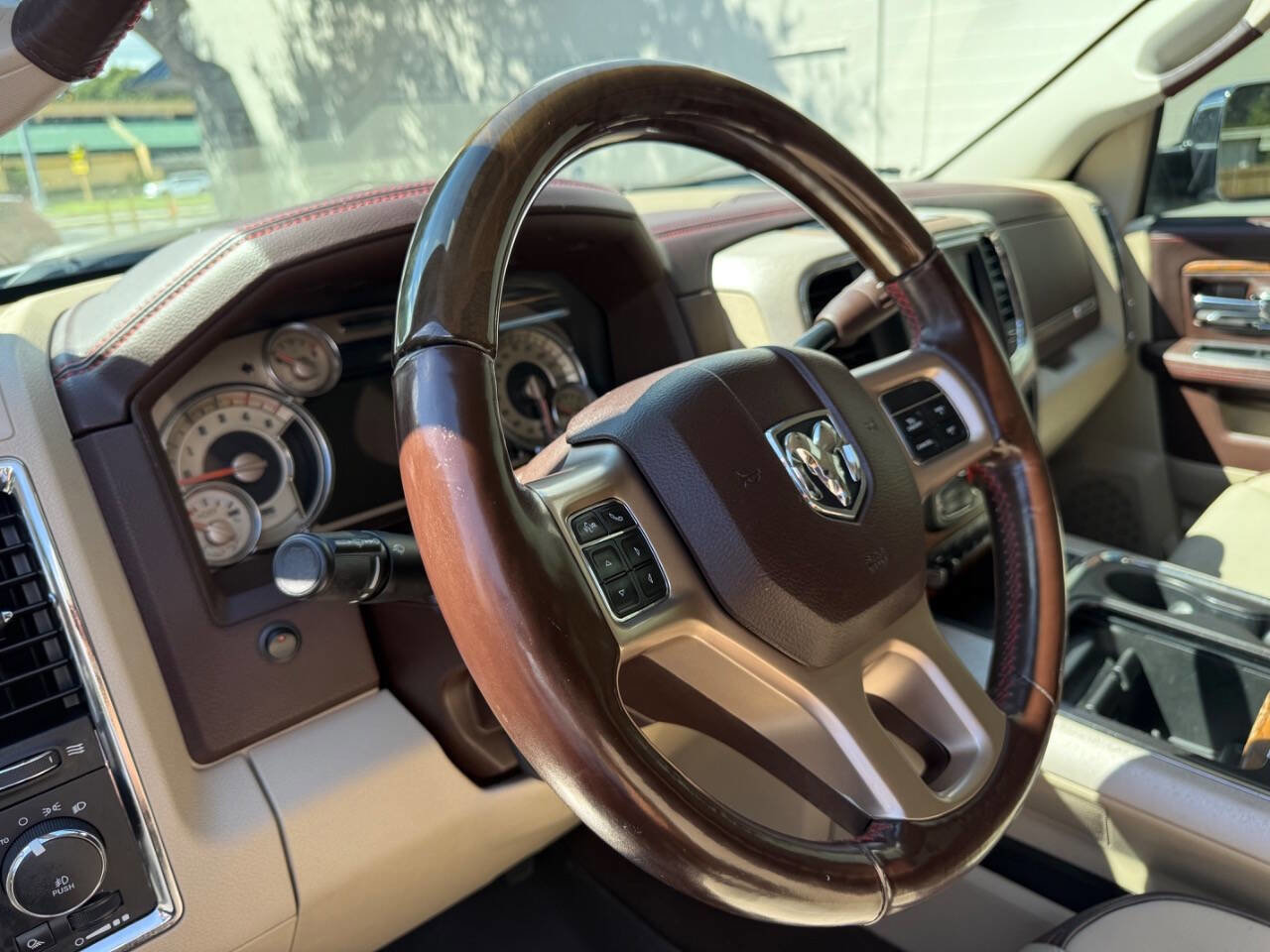 Used 2018 RAM 3500 Laramie Longhorn w/ Max Tow Package image 43