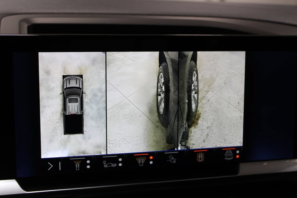 Used 2025 Chevrolet Silverado 1500 High Country AWD/4WD image 62