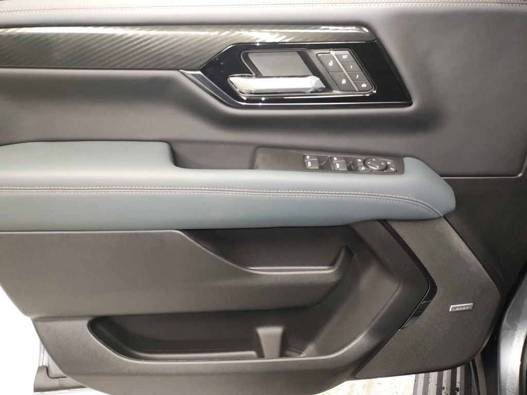 New 2026 GMC Yukon XL AT4 w/ AT4 Premium Plus Package image 27