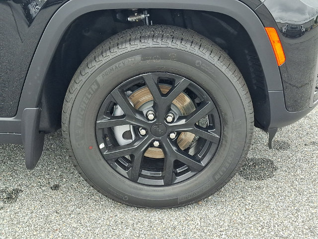 New 2026 Jeep Grand Cherokee Altitude AWD/4WD image 5