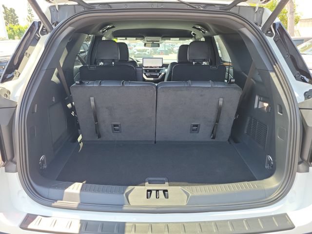 Used 2026 Ford Explorer ST-Line w/ ST-Line Street Pack RWD image 21