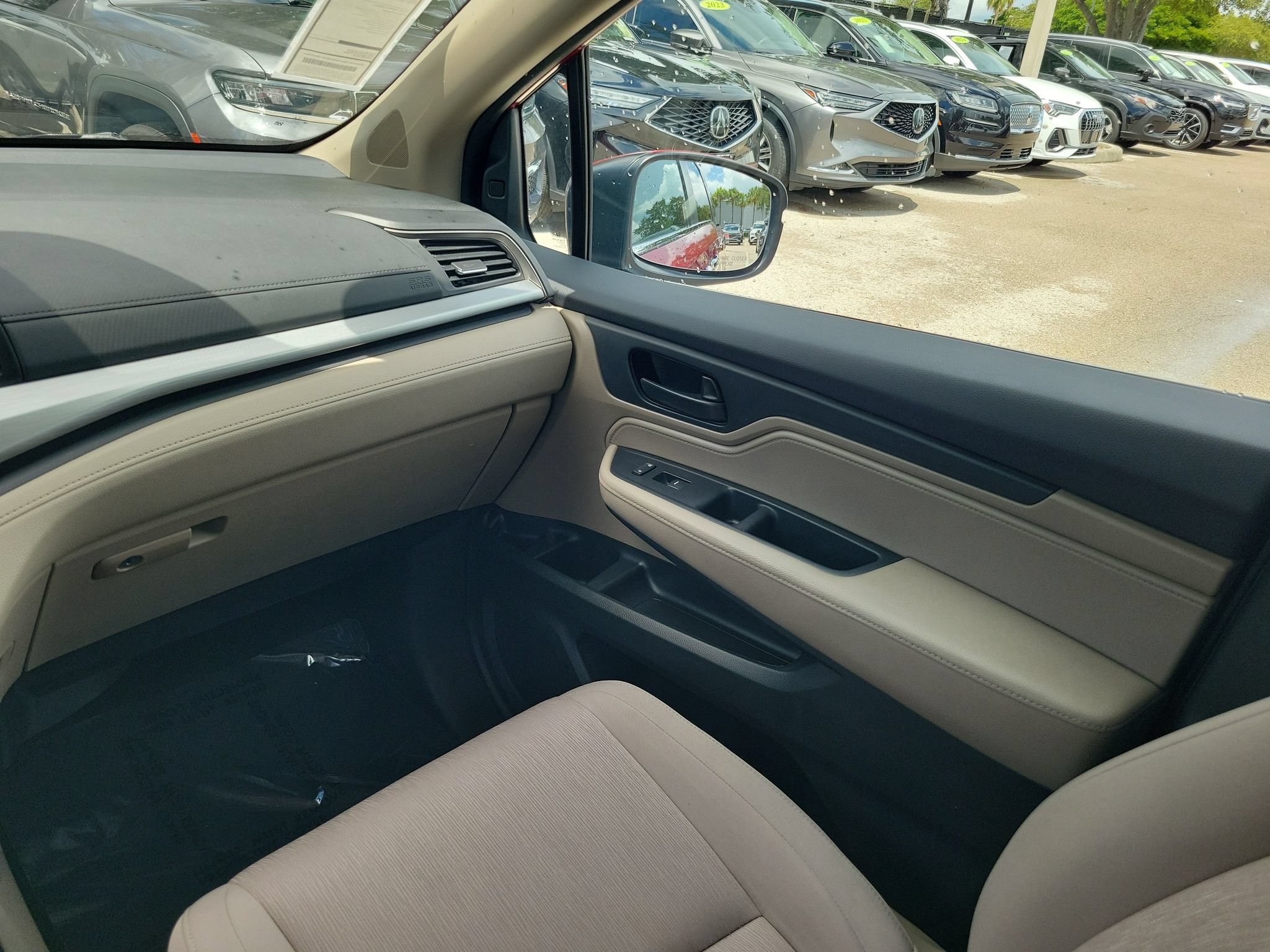 Used 2023 Honda Odyssey EX image 14