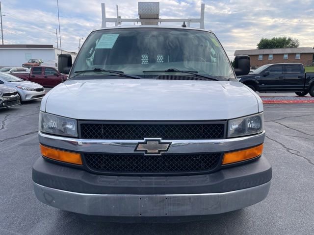 Used 2016 Chevrolet Express 3500 RWD image 3