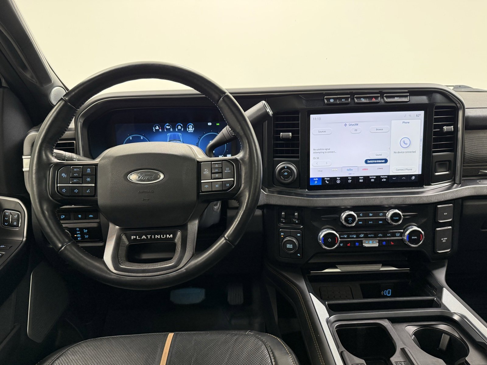 Used 2023 Ford F450 Platinum image 34