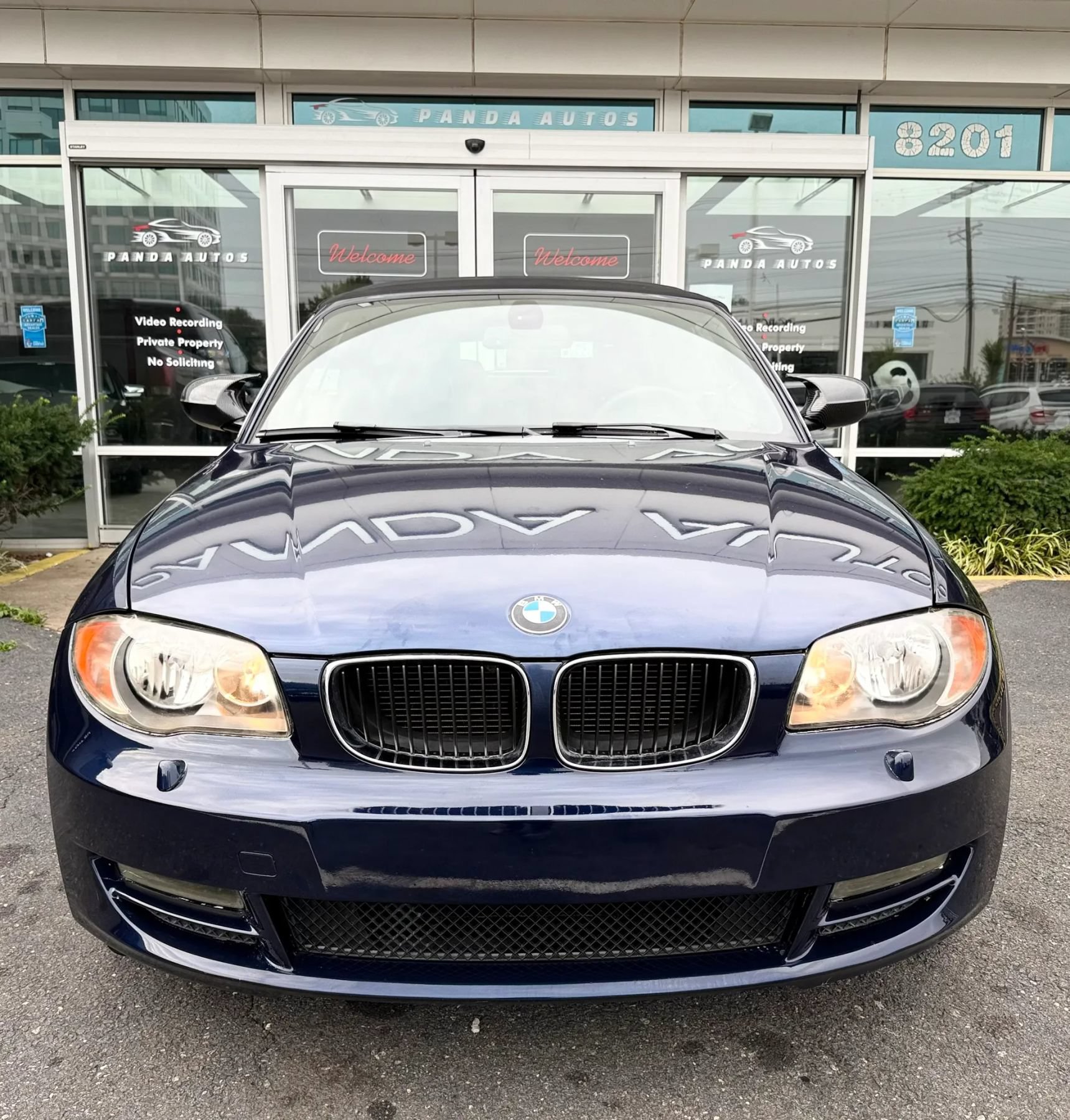 Used 2011 BMW 128i Convertible RWD image 3