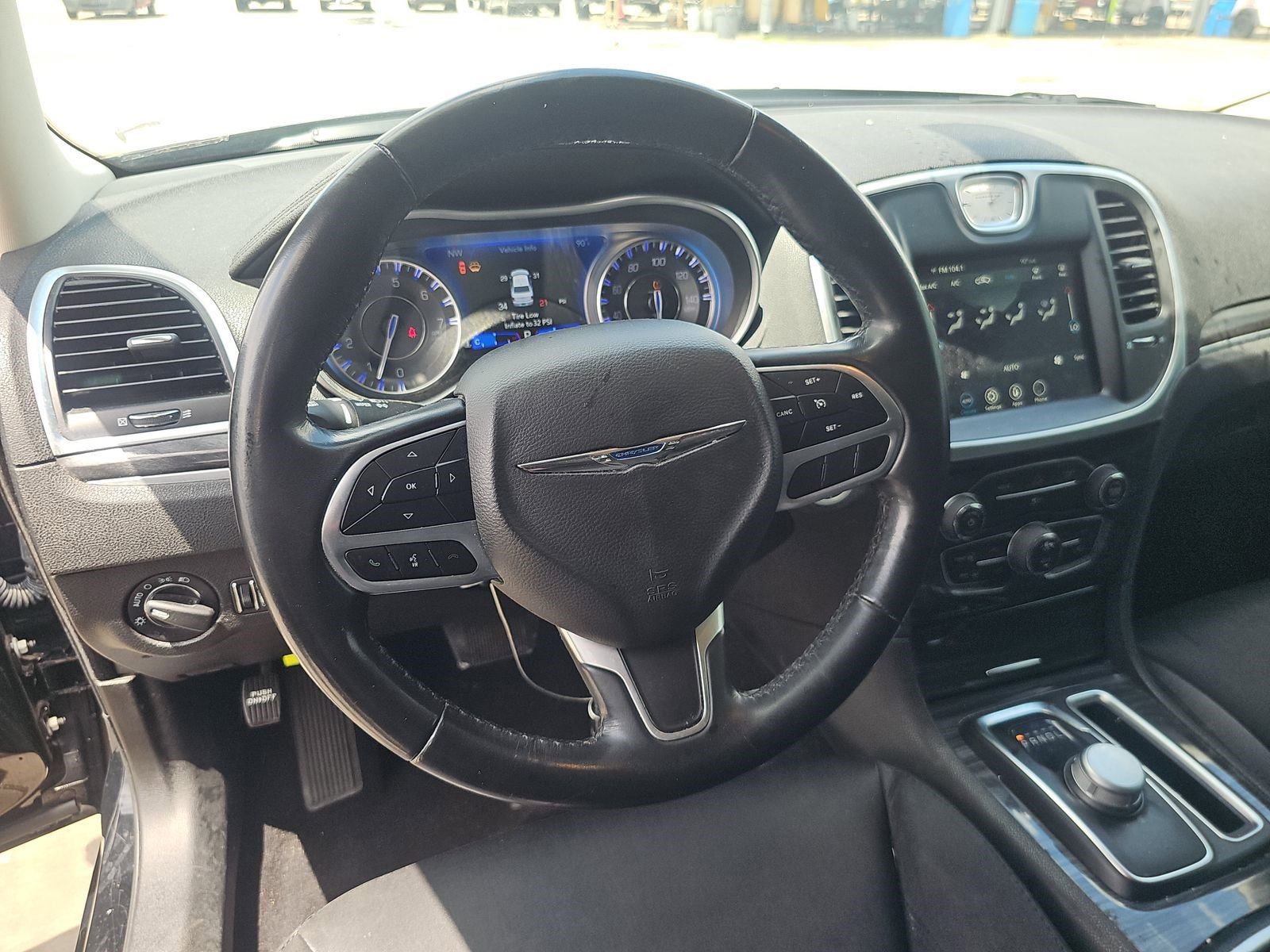 Used 2022 Chrysler 300 Touring w/ Sport Appearance Package RWD image 13