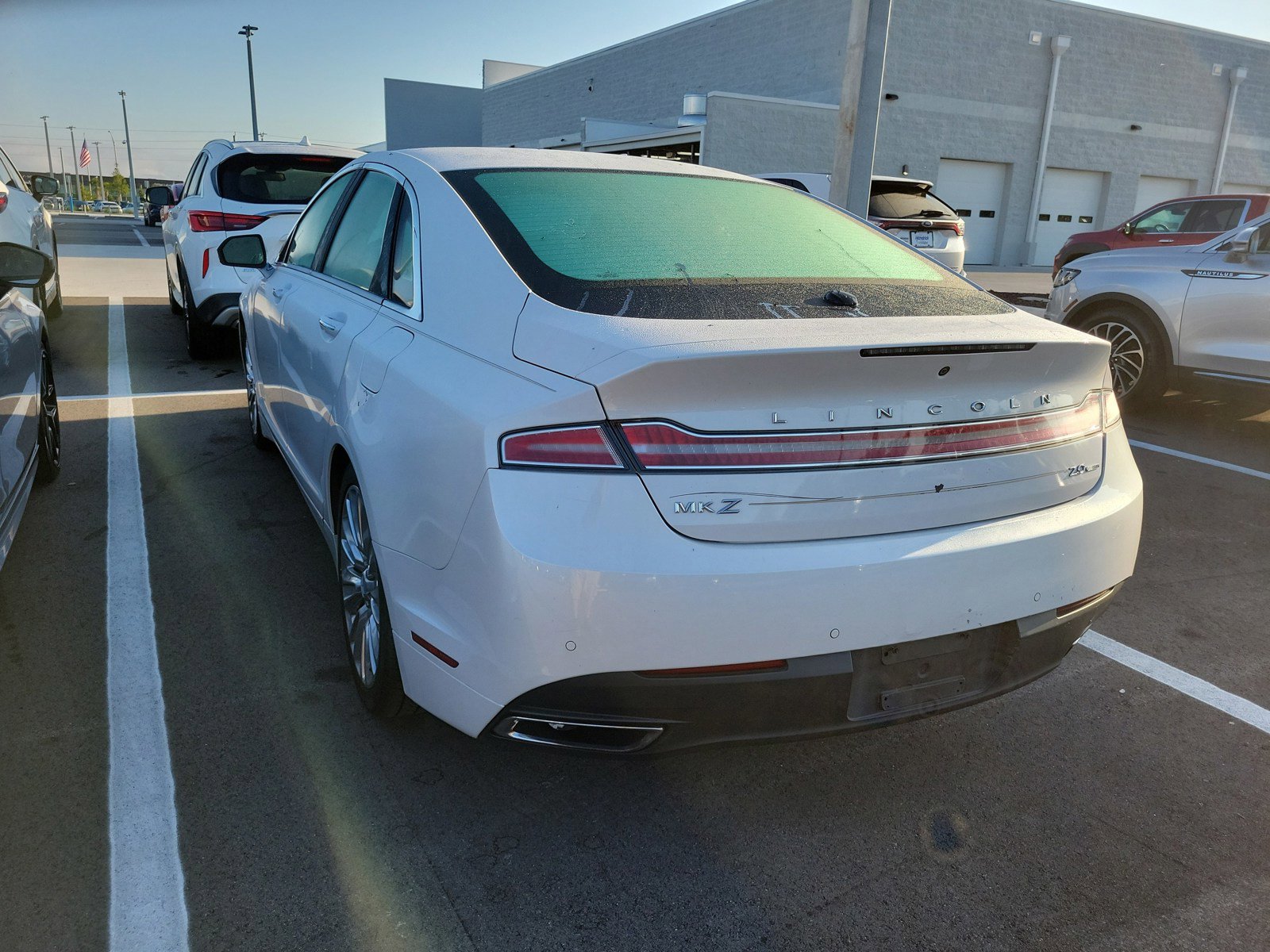 Used 2014 Lincoln MKZ w/ Equipment Group 102A Reserve FWD image 8