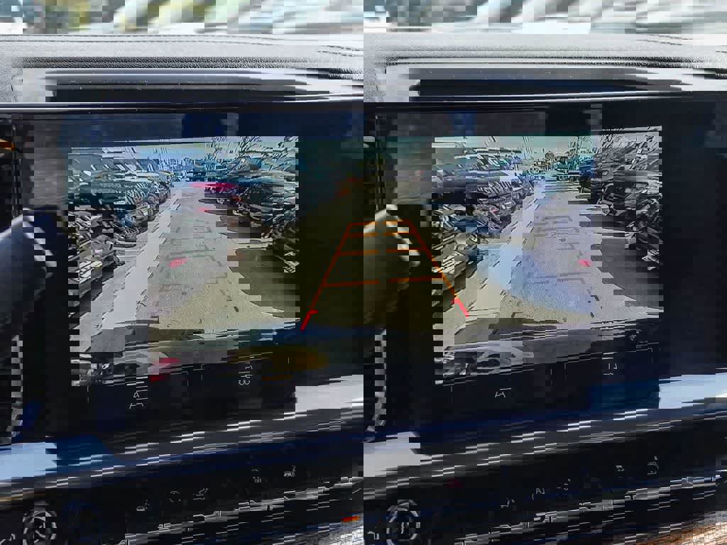 Used 2023 Chevrolet Silverado 1500 LT image 21