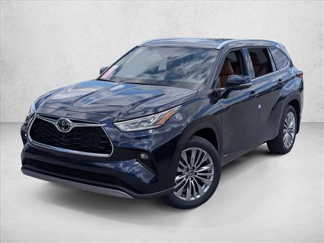 New 2026 Toyota Highlander Platinum