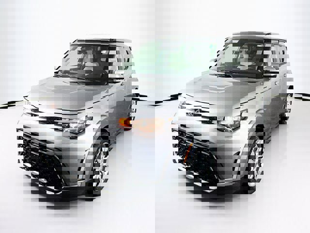 New 2025 Kia Soul LX image 1