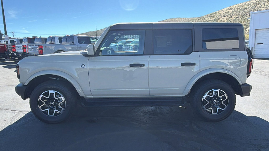 New 2026 Ford Bronco Outer Banks image 6