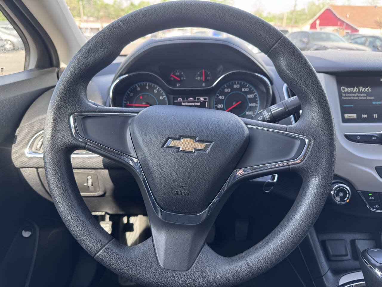 Used 2018 Chevrolet Cruze LS FWD image 25