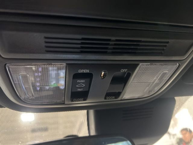 Used 2021 Honda Accord Sport image 17