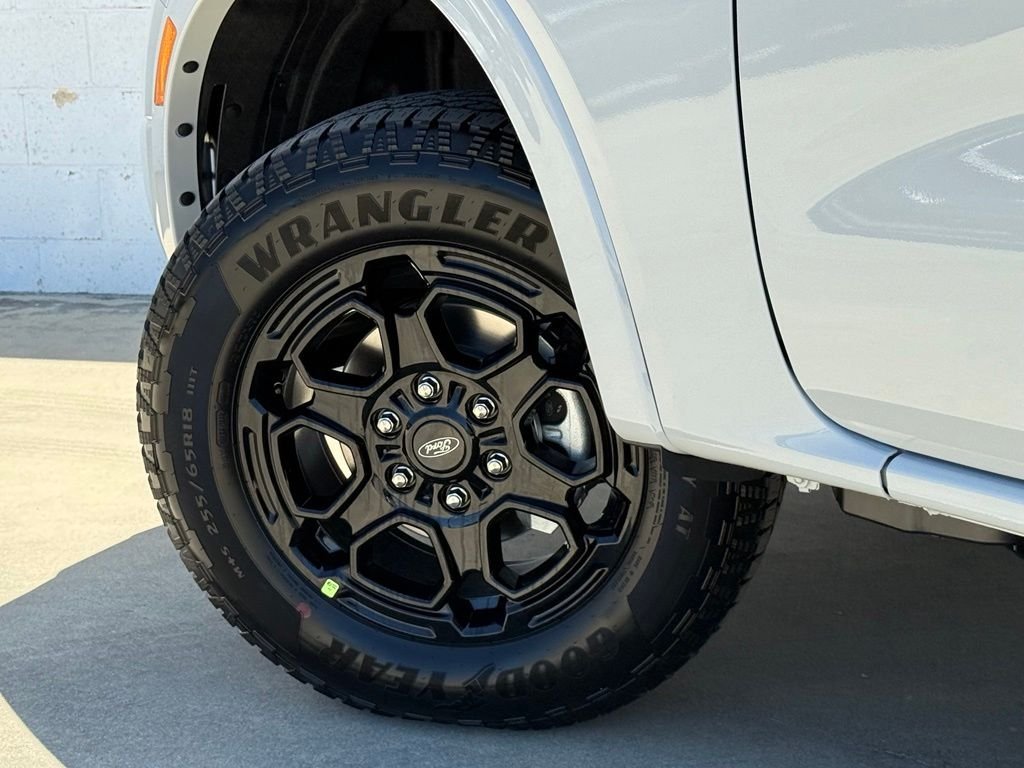 New 2026 Ford Ranger XLT w/ Black Appearance Package RWD image 16