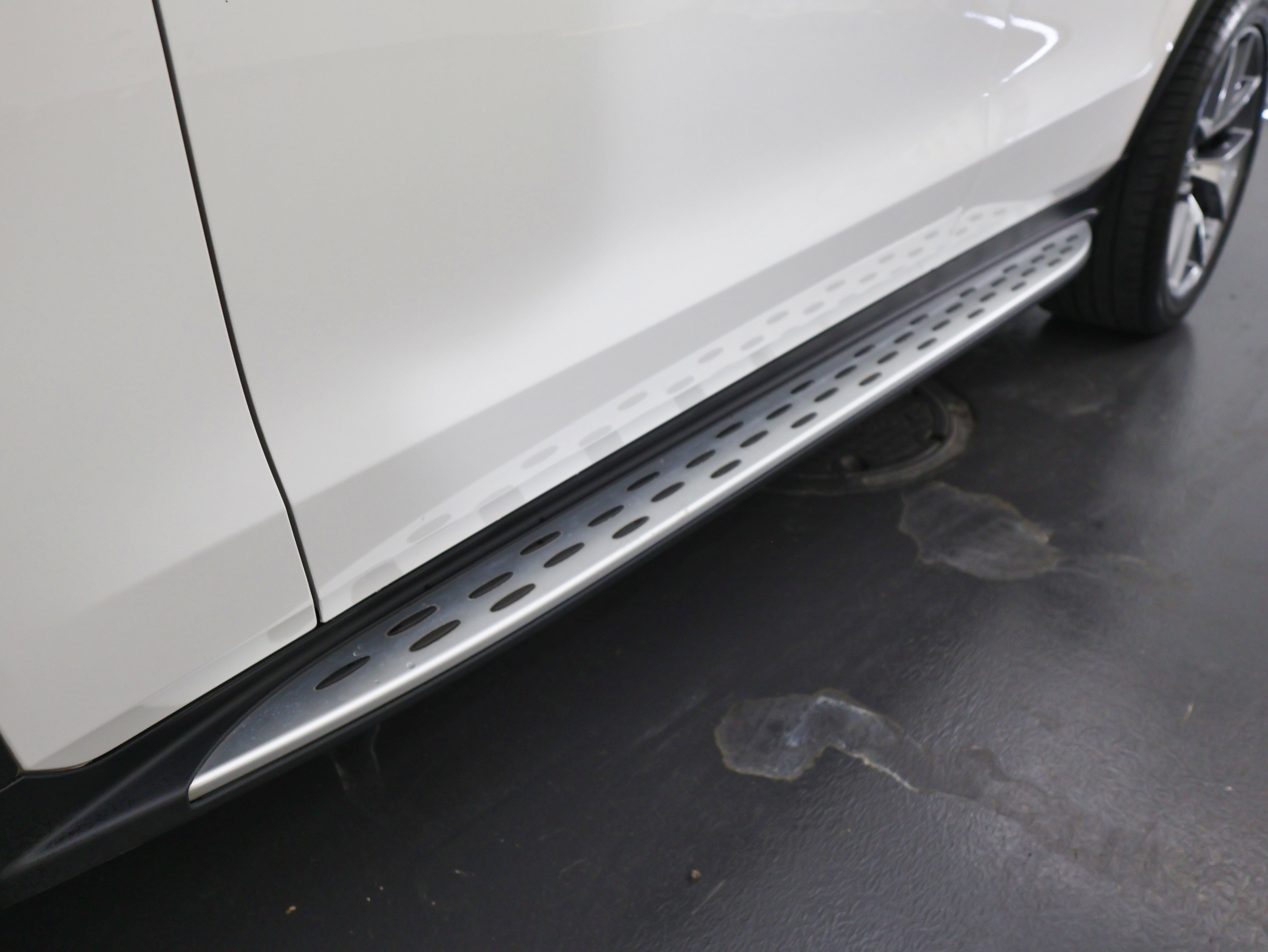 Used 2020 Mercedes-Benz GLC 300 4MATIC Coupe image 13