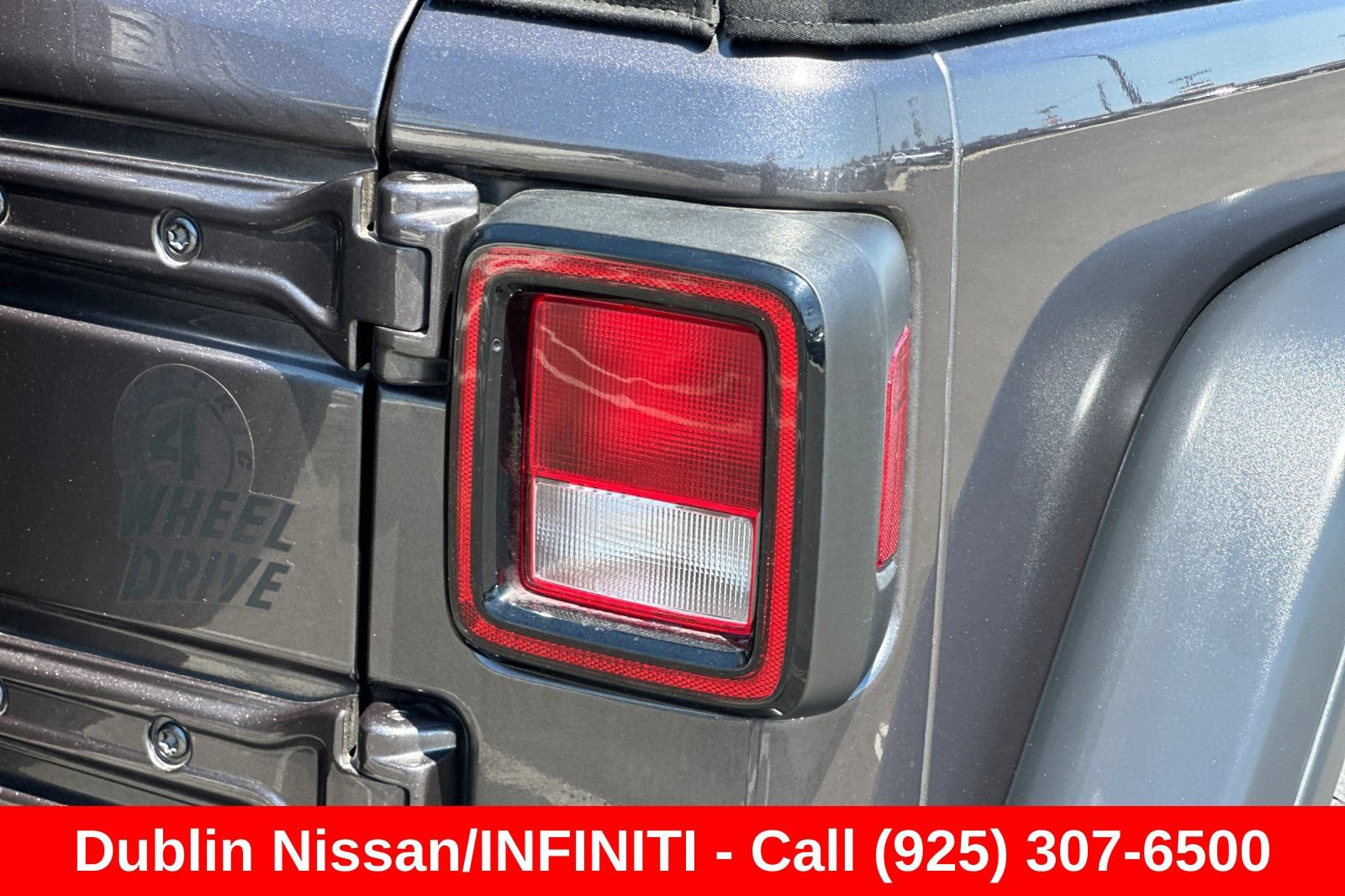 Used 2024 Jeep Wrangler Unlimited AWD/4WD image 49