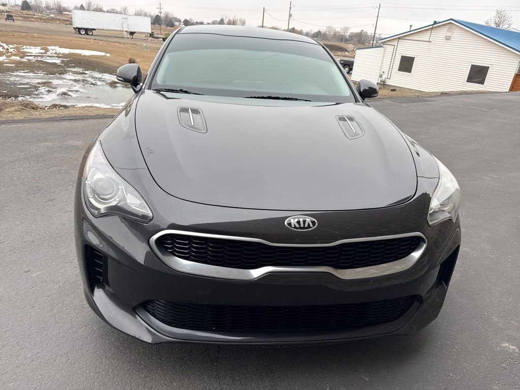 Used 2019 Kia Stinger image 2