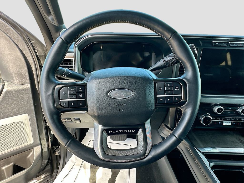 Used 2024 Ford F350 Platinum image 11