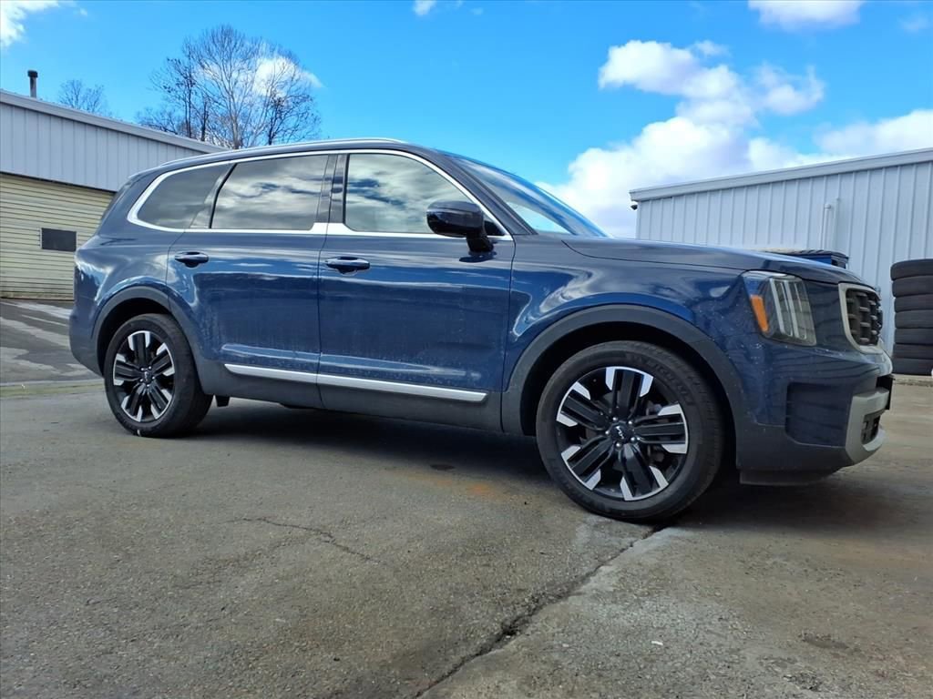 Used 2023 Kia Telluride SX image 1