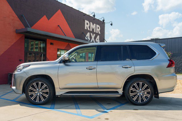 Used 2018 Lexus LX 570 4WD image 8